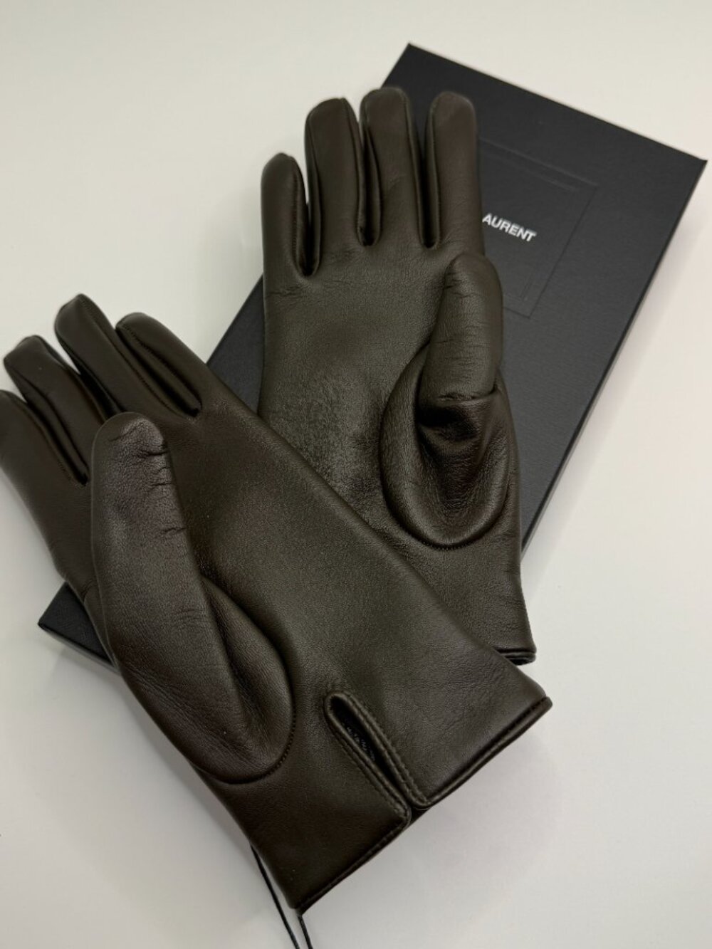 NWT YSL GLOVES GREEN SIZE 7 SMALL LEATHER CASSANDRA - Picture 6 of 6
